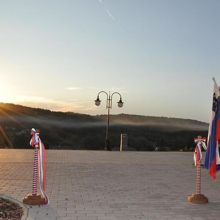 Szloven Mintagazdasag Hotel Felsőszölnök Buitenkant foto